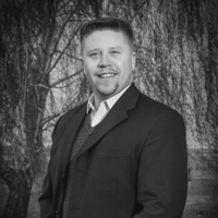photo of Dr. Josh Ramirez