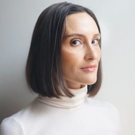 kelli korducki headshot