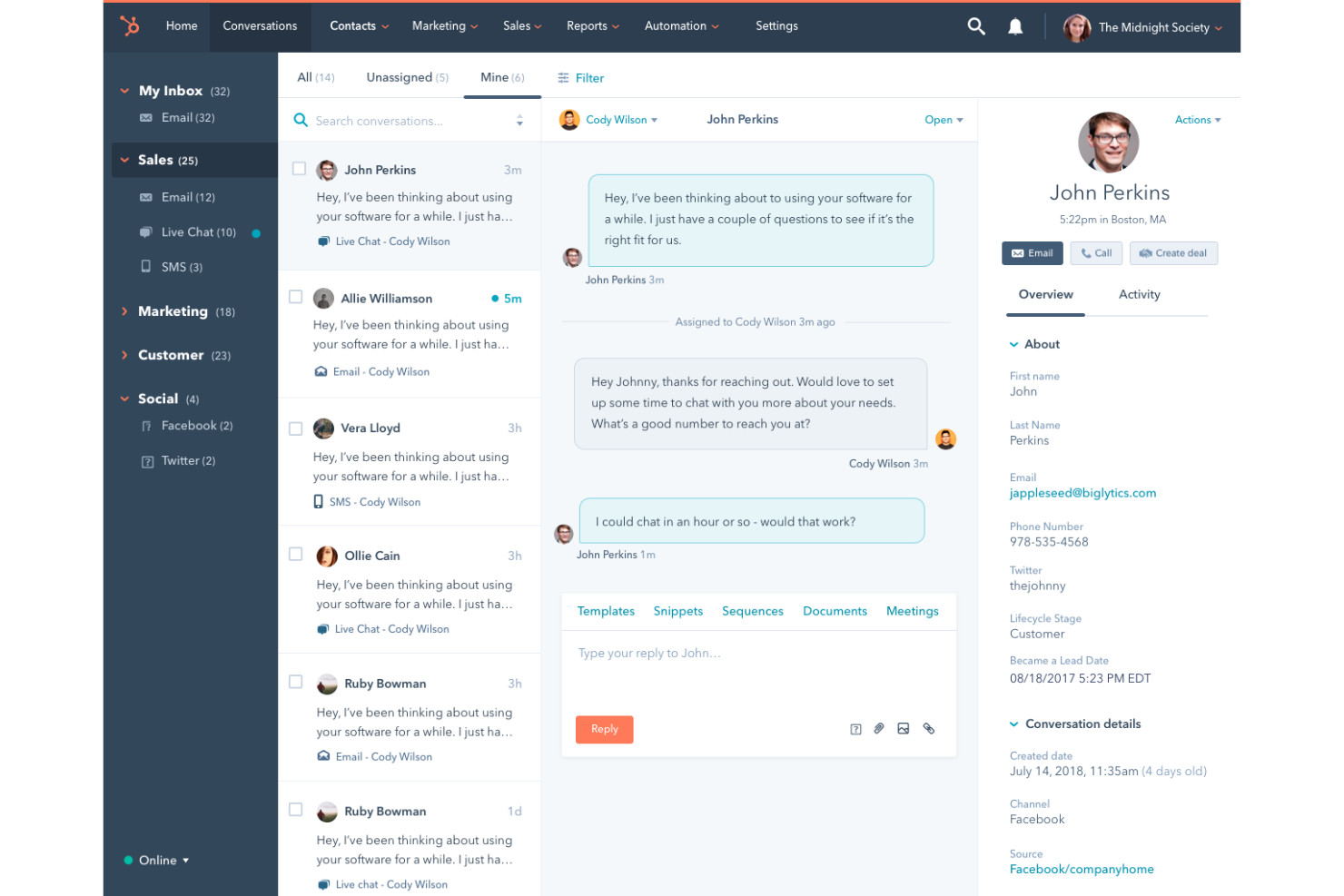 HubSpot CRM screenshot - 10 bästa CRM-programvarorna för professionella tjänster 2026
