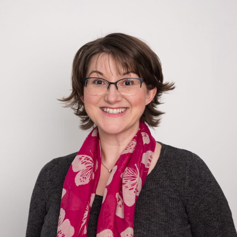 elizabeth harrin photo