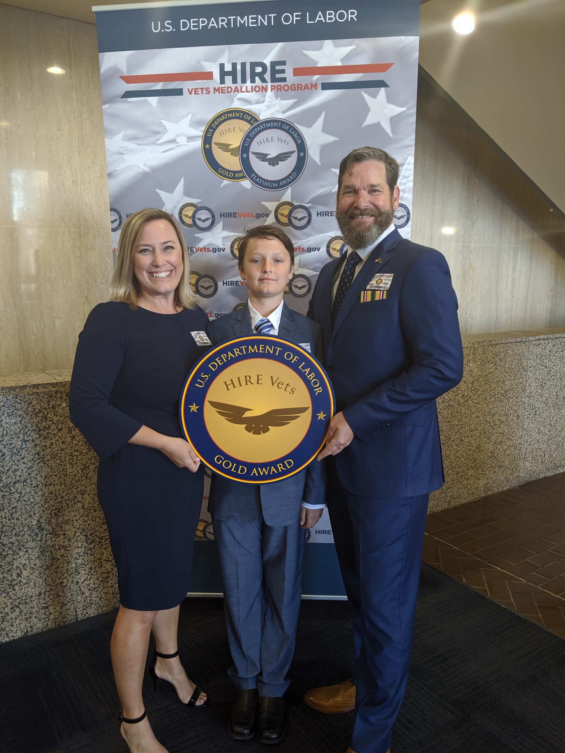 HIRE_Vets_2019_FAM_FOTO